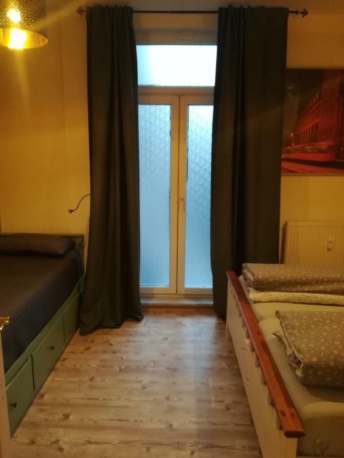 Ferienwohnung Fuer Max. 10 Personen In Leipzig Zentrum Sued ภายนอก รูปภาพ